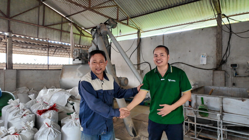 Trại heo anh Học, đối tác WinMix